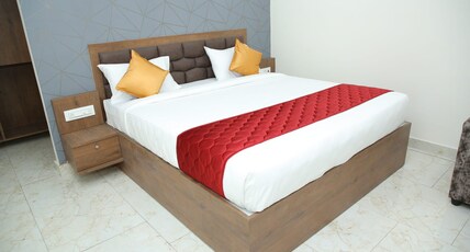 Hotel MV Fotune Inn Room Type - King Bed Room with Air Conditioning