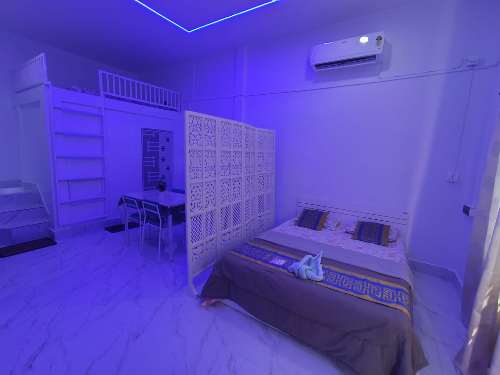 Lakhimpur Central Homestay - Tap to explore photos
