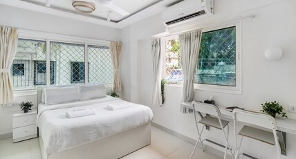 Lyon Studio in Bandra W by Squareone Stays Room Type - Lyon Studio in Bandra W by Squareone Stays