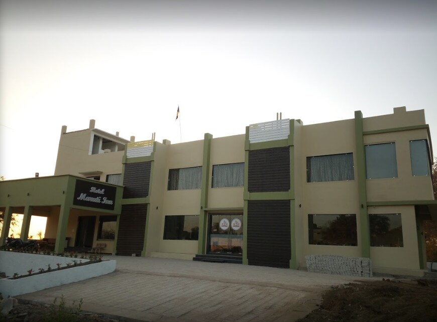 Maruti inn - Tap to explore photos