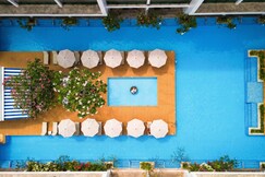 The Old Phuket - Karon Beach Resort