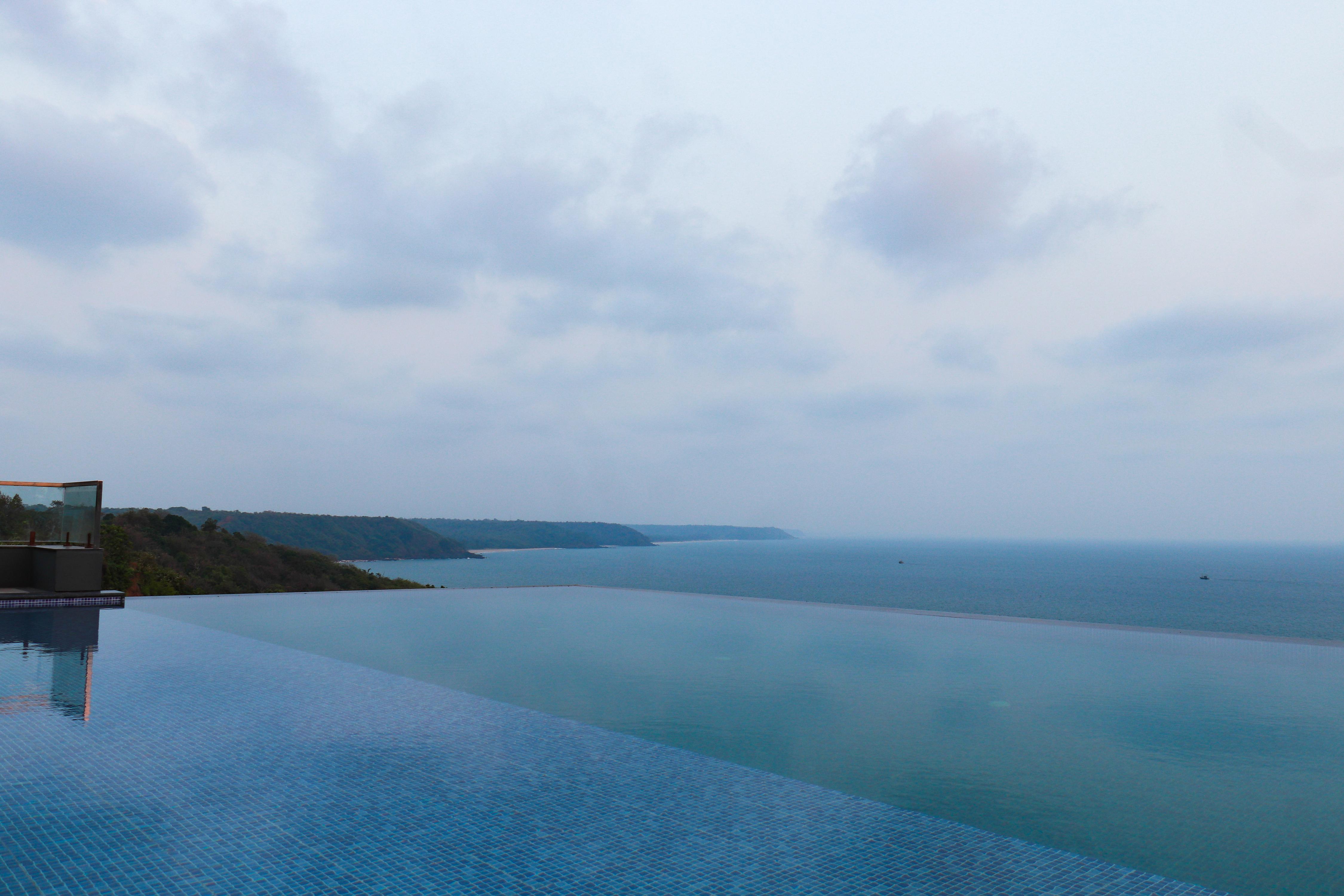 VENGA SEACLIFF RESORT - Tap to explore photos