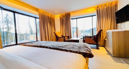 Pine Palace Platinum Room Type - Deluxe Room