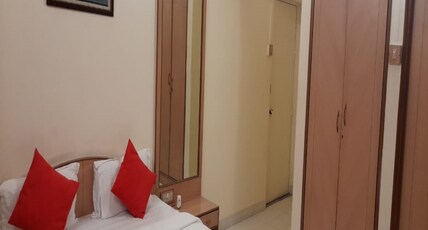 Hotel J M Park Room Type - Executive Deluxe AC Room