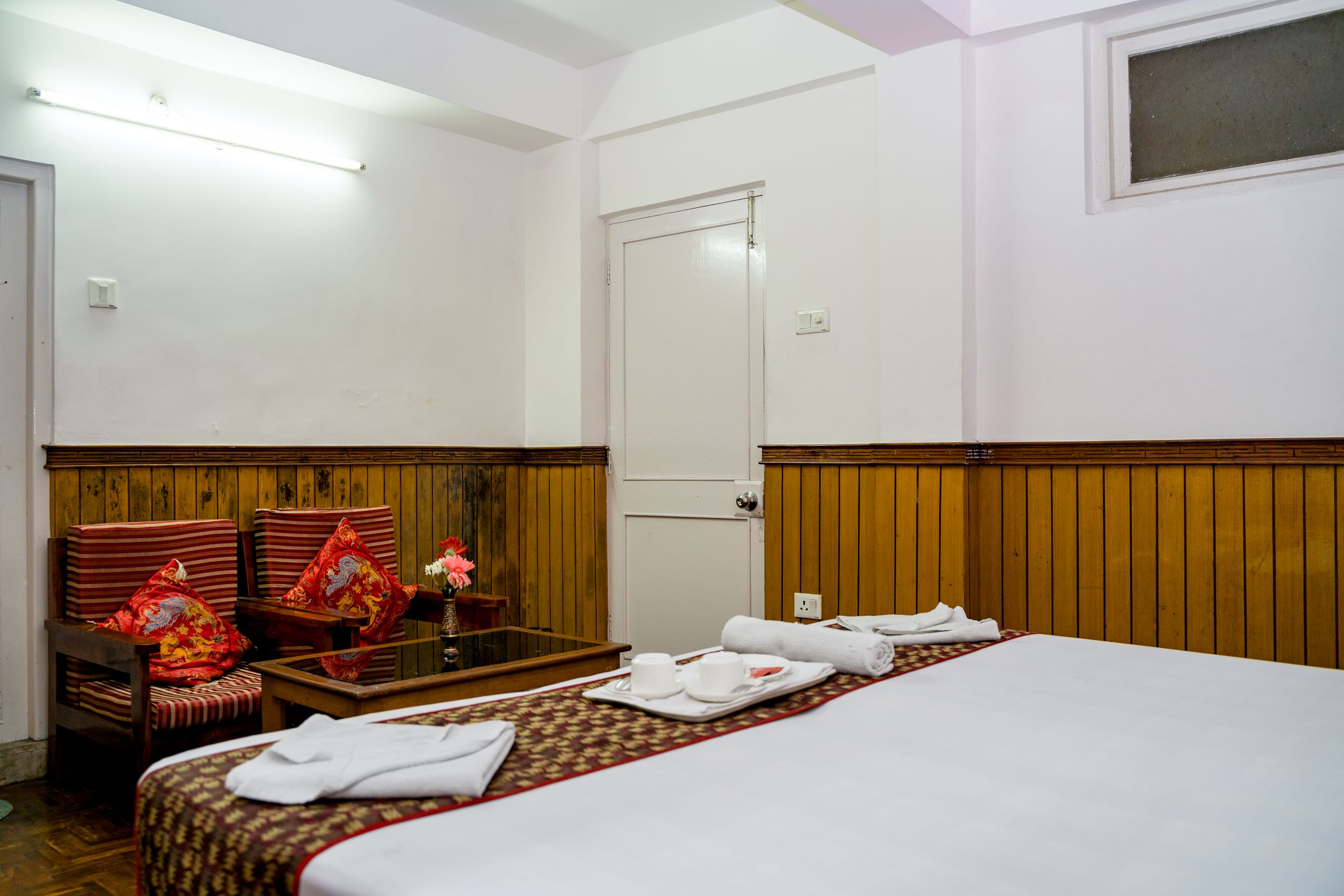 Doma Residency ( MG Marg ) - Tap to explore photos