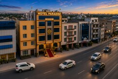 Hotel Paradise International by JMD (Near Delhi IGI Airport)