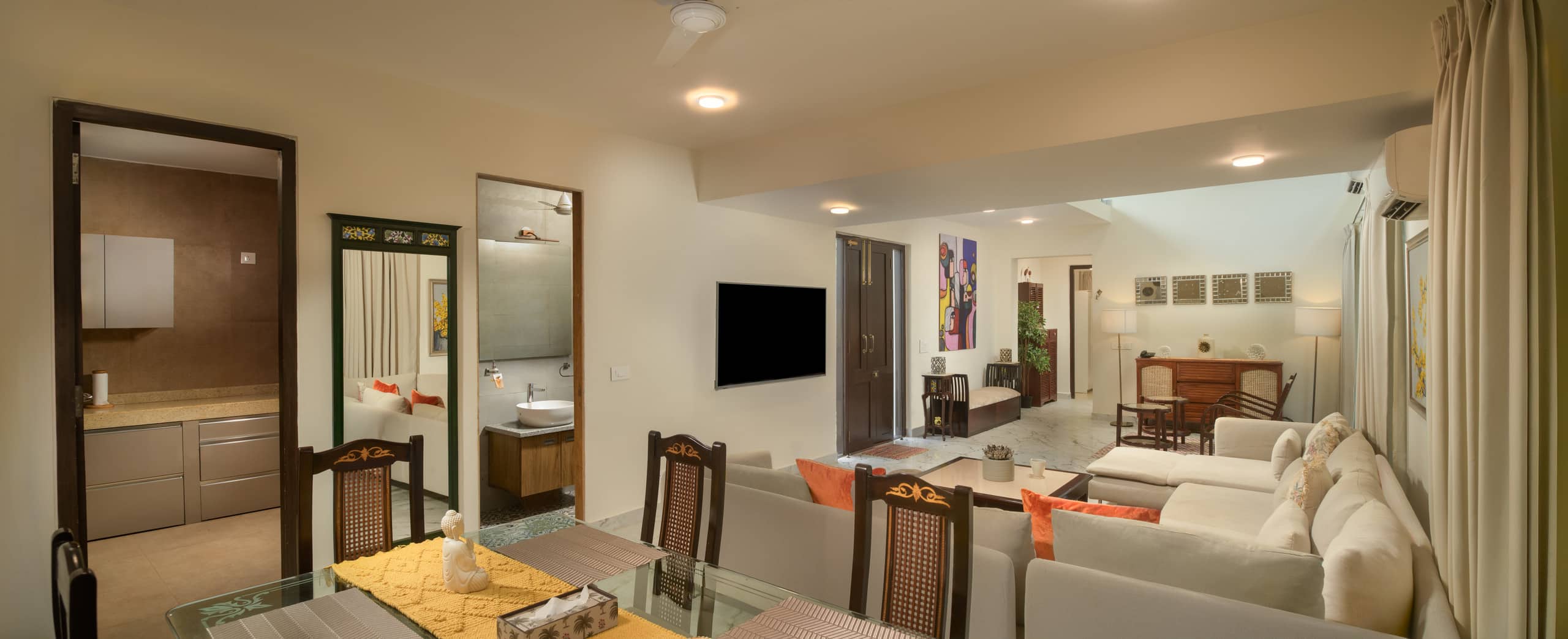 Vaddo 9 Luxury 3 bedroom villa near Siolim bridge - Tap to explore photos