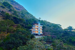 Hill Breeze Resort by VOYE HOMES