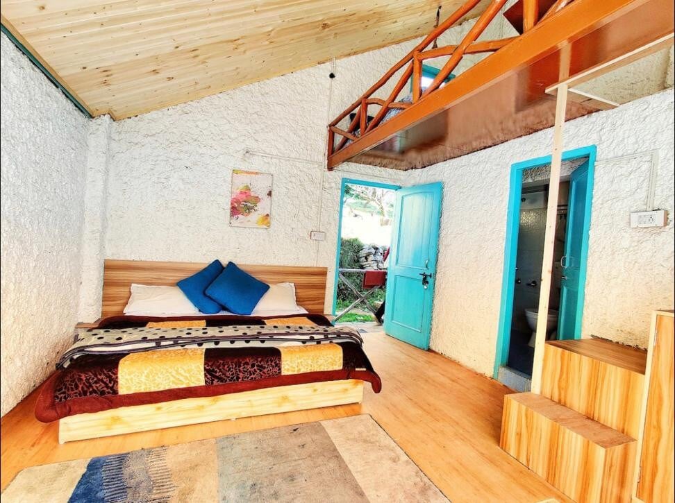 Manzil Cafe - Tap to explore photos