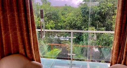 Carina Retreat Resort Room Type - Super Deluxe Room with Balcony Carina Retreat Resort Room Type - Super Deluxe Room with Balcony