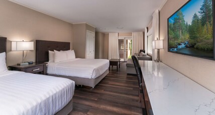 Prestige Lakeside Resort, BW Premier Collection Room Type - 2 Queen Beds, Non-Smoking, Family Room, Patio, Lake View, Wine Cooler Fridge