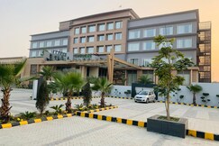 The Grand Arc Hotel & Convention Centre.