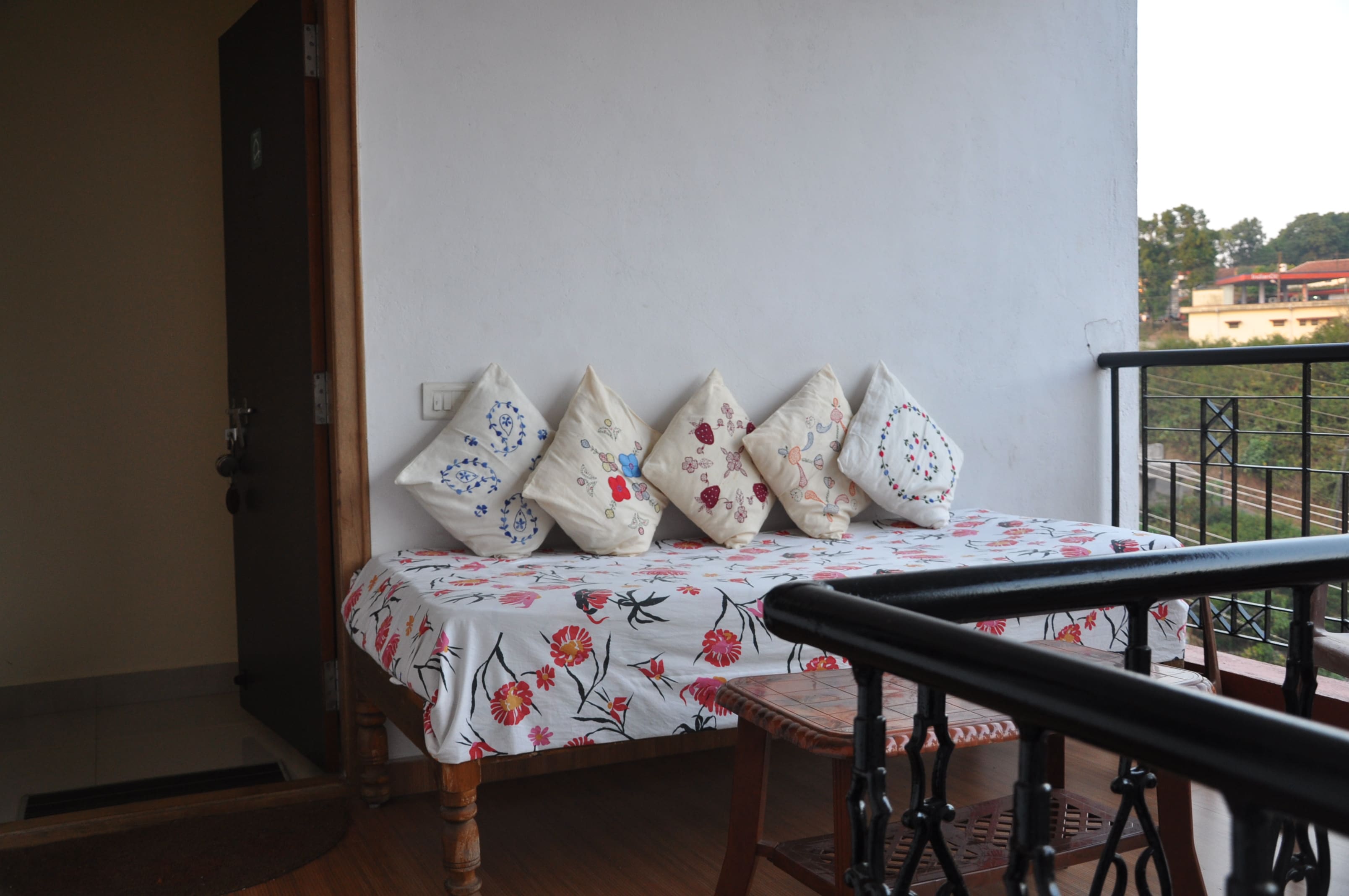 Temple Tree Homestay - Tap to explore photos