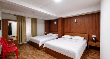 Mall Nest Stay Room Type - Double Twin Room with Private Bathroom