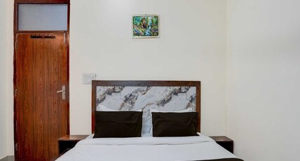 Spot On Hotel New Star Palace Room Type - Classic
