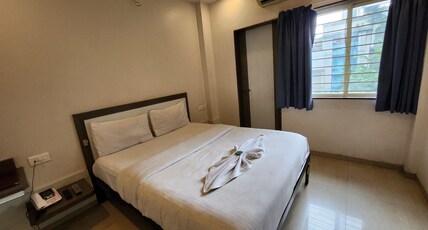 Hotel Radhika Room Type - Deluxe AC