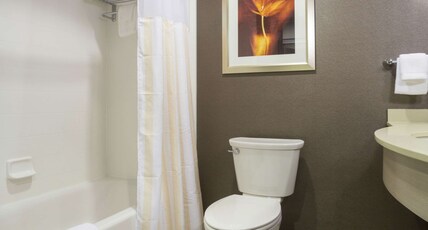 Hilton Garden Inn Sioux Falls Downtown Room Type - 2 QUEEN BEDS