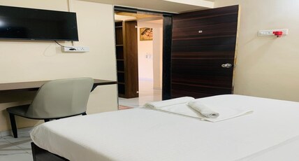 Himalay Guest House Room Type - Deluxe Ac