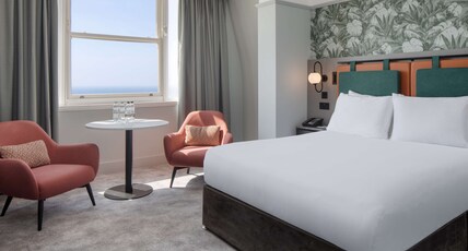 DoubleTree by Hilton Brighton Metropole Room Type - QUEEN SUPERIOR RM-SEA VIEW