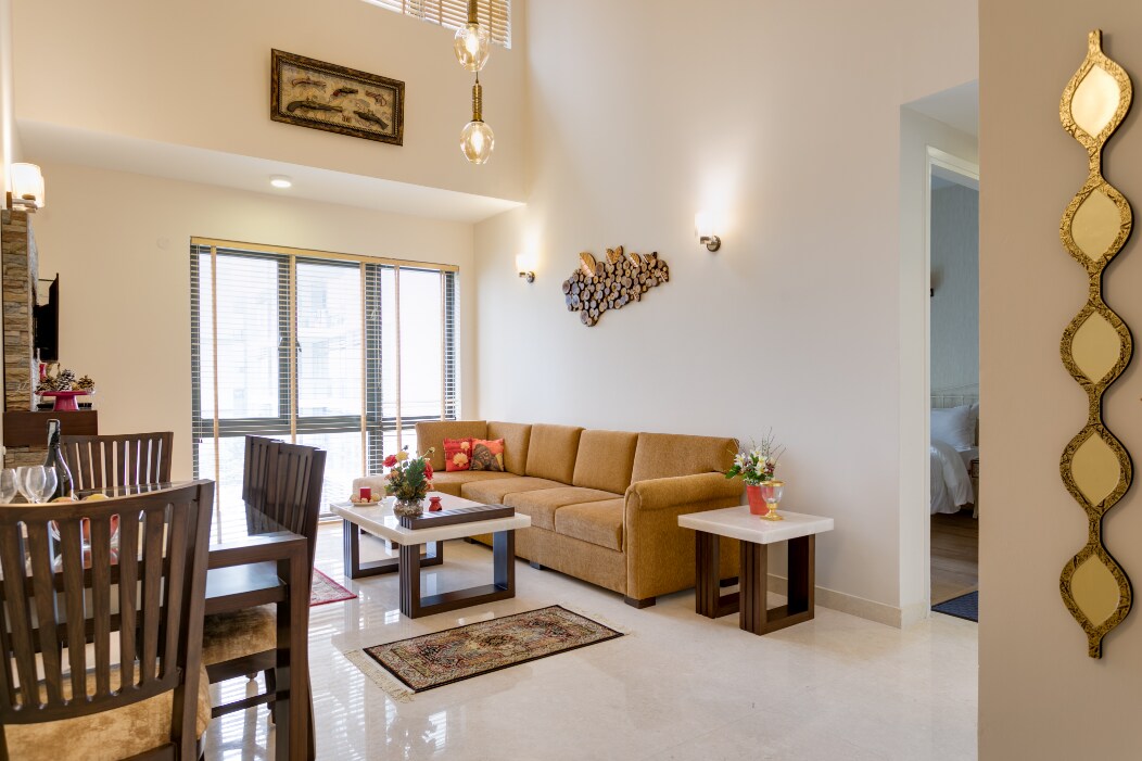 Cozy 2BHK Apartment near Golf Course Road, Gurgaon - Tap to explore photos