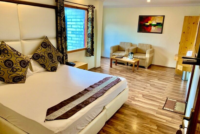 MM Retreat Manali l Near Mall Road - Tap to explore photos