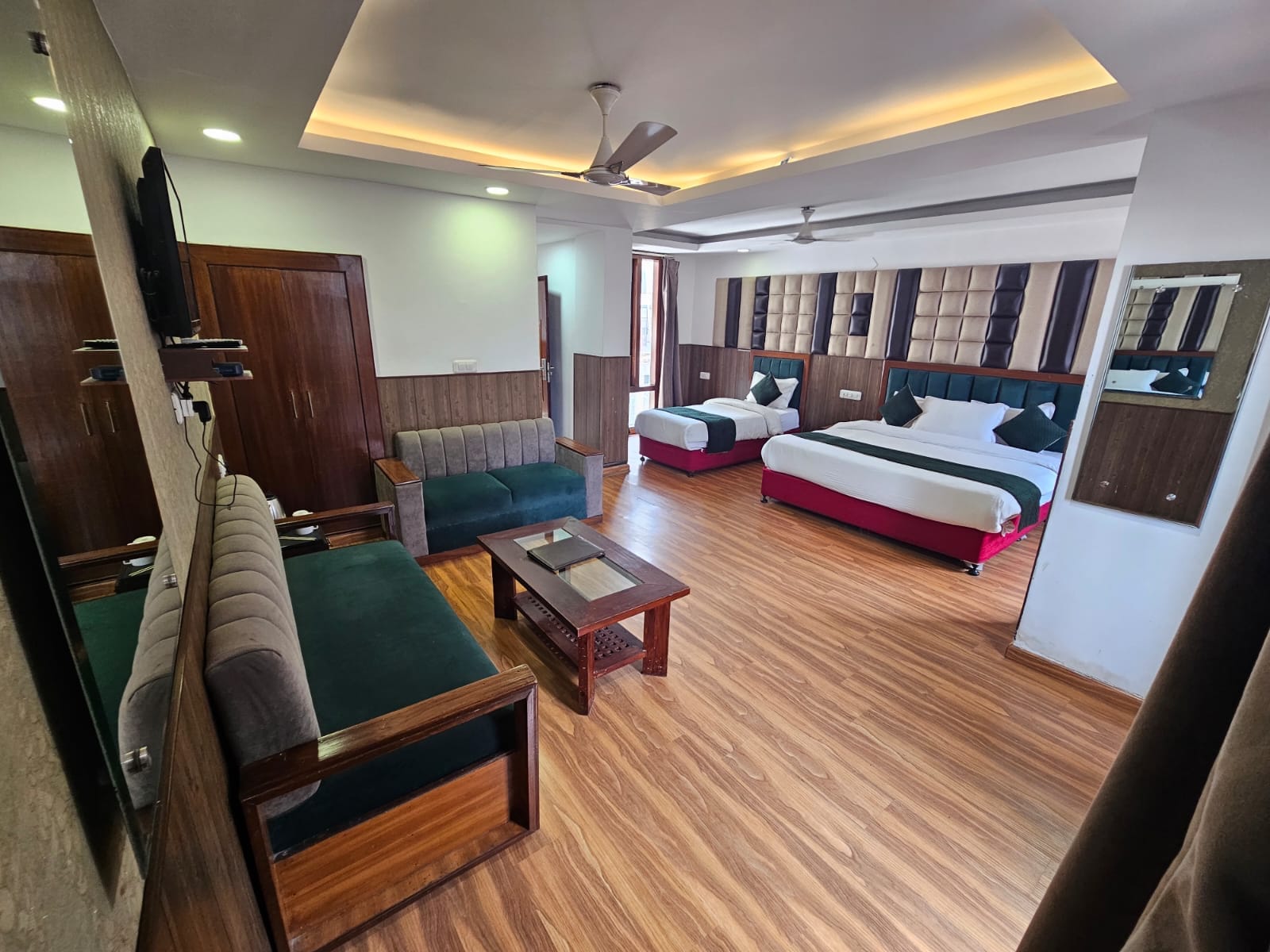 Main gallery