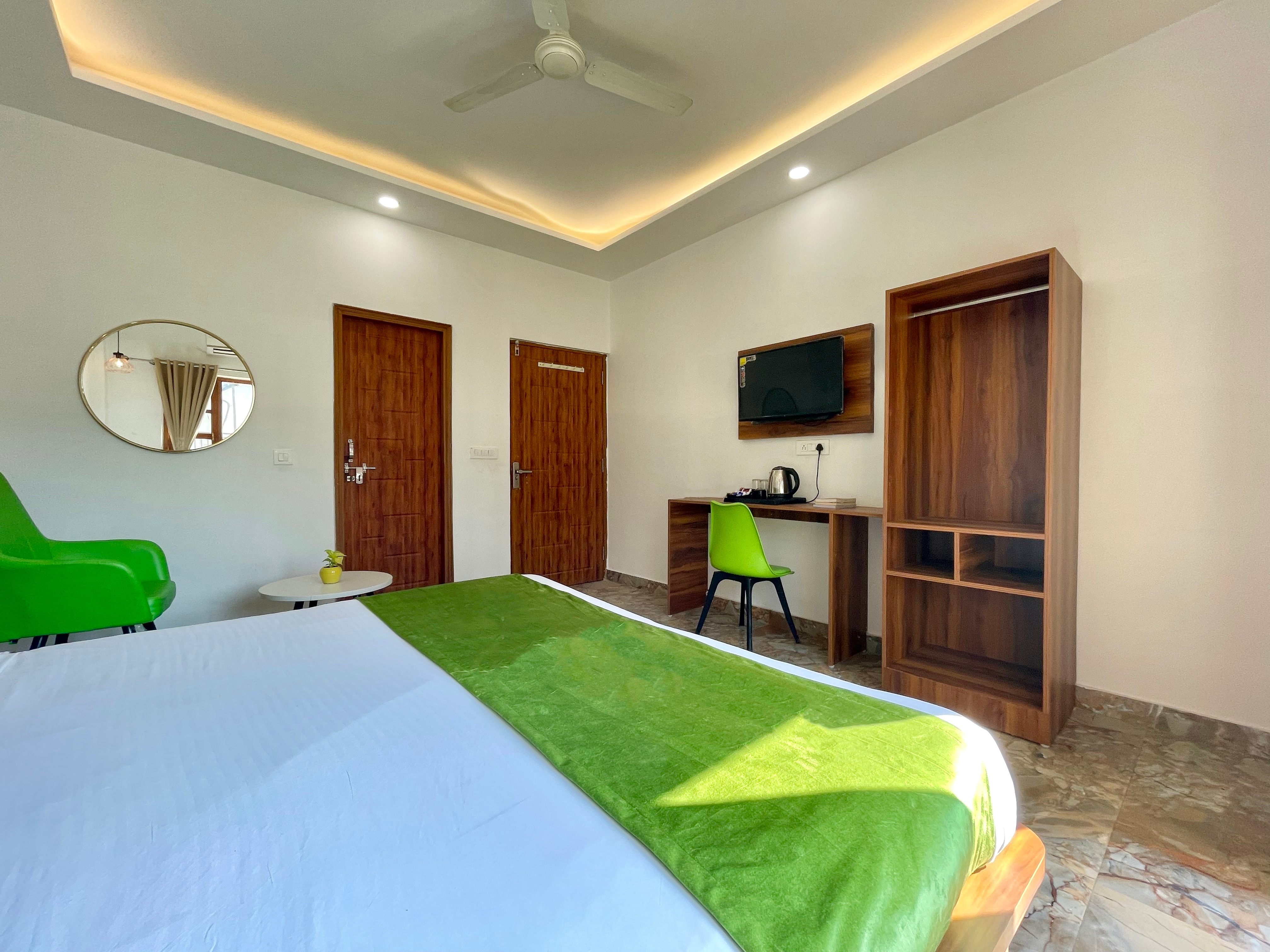 Wanna Stay Rishikesh - Tap to explore photos