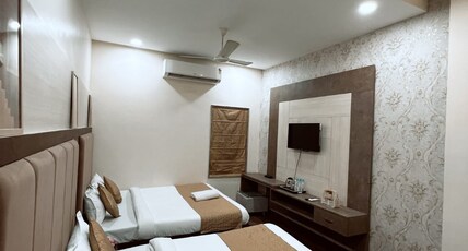 Vallabh Villas Guest House Room Type - Family Room for 4 Adults