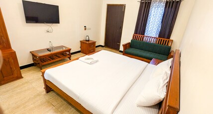 Cloud Crest Homestay Rooms in a Villa Room Type - Room 103