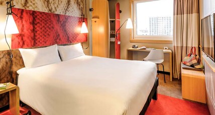 Ibis Muenchen City Arnulfpark Room Type - Room with 1 double bed (63 x 79 in [160 x 200 cm]), new sleep-easy concept
