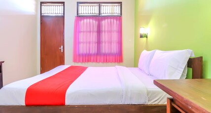 Hotel O Nan Berlian Inn Room Type - Indonesia Standard Double