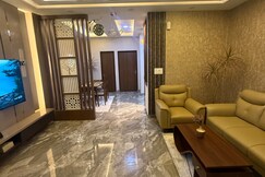 Tectona Grandis   Luxury Pool Retreat