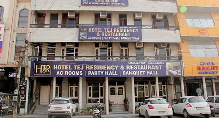 Hotel Tej Residency Patiala Room Type - Semi-deluxe room