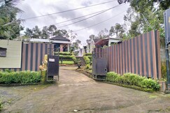 Belvilla near Kembengan Sari Waterpark formerly Liberty Guesthouse Village