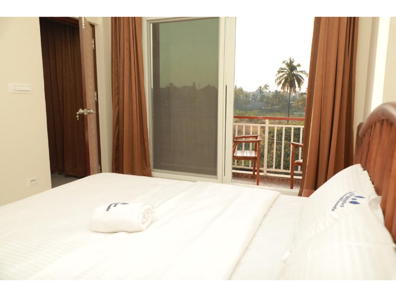 Nilgiri Woodlands Luxury Service Apartment -3BHK Apartments - Tap to explore photos