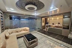 Hotel Glorious Grand