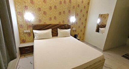 Hotel shiv Room Type - Bedroom 3