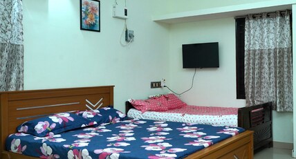 Jupiter Home Stay Room Type - Bedroom
