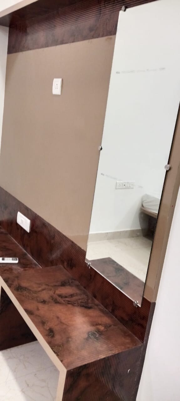 Hotel Shree Niketan - Tap to explore photos