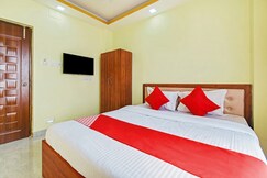 Hotel O by OYO OM Shanti Palace