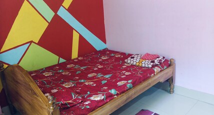 Ray House Stay (Room With Attached Bathroom) Room Type - Ray House Stay 07 (Non Ac) (First Floor) JAGANNATH PURI