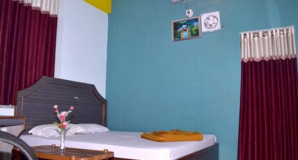 Hotel Shivam Residensy & Restaurant Room Type - Super Deluxe AC Room