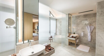 Conrad Hangzhou Tonglu Room Type - KING DELUXE VILLA LAKE VW