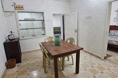 Furnished 3BHK Homestay Near Airport With Car Park
