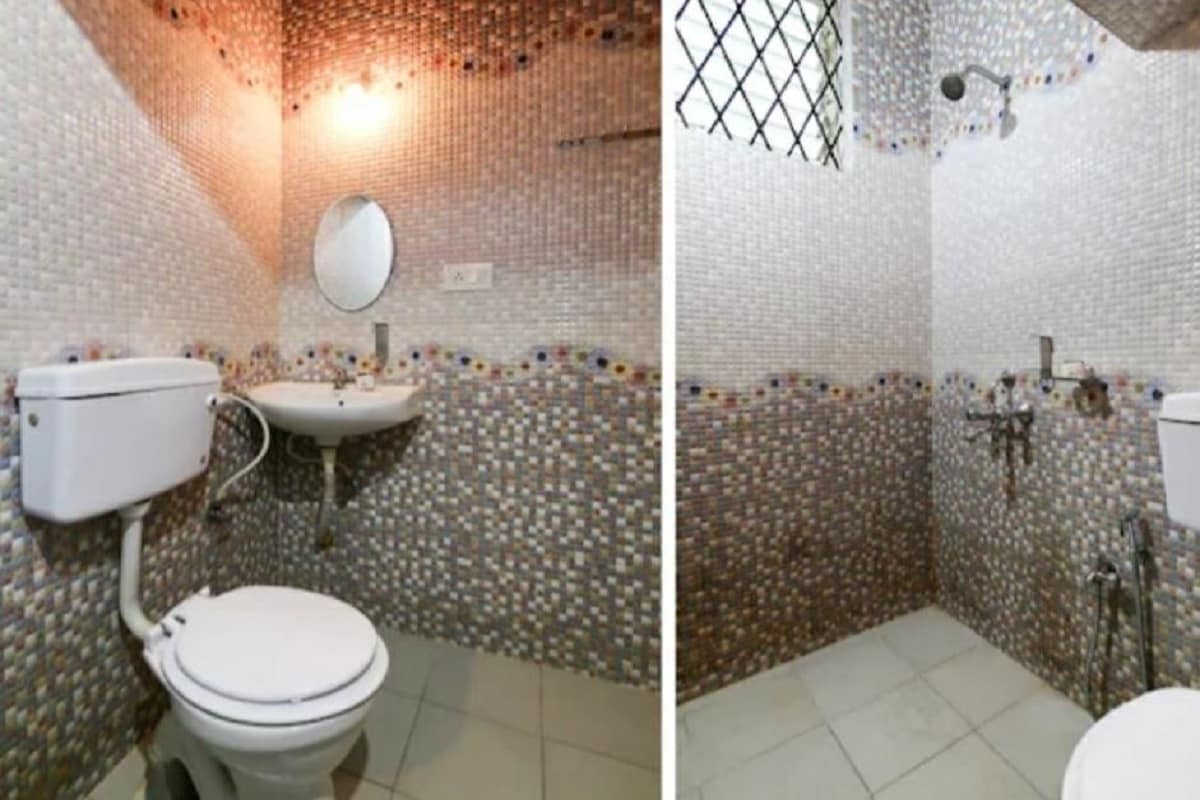 Shalini Rooms - Tap to explore photos