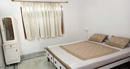 Sweet Silence Home Room Type - Double Bed in White Room