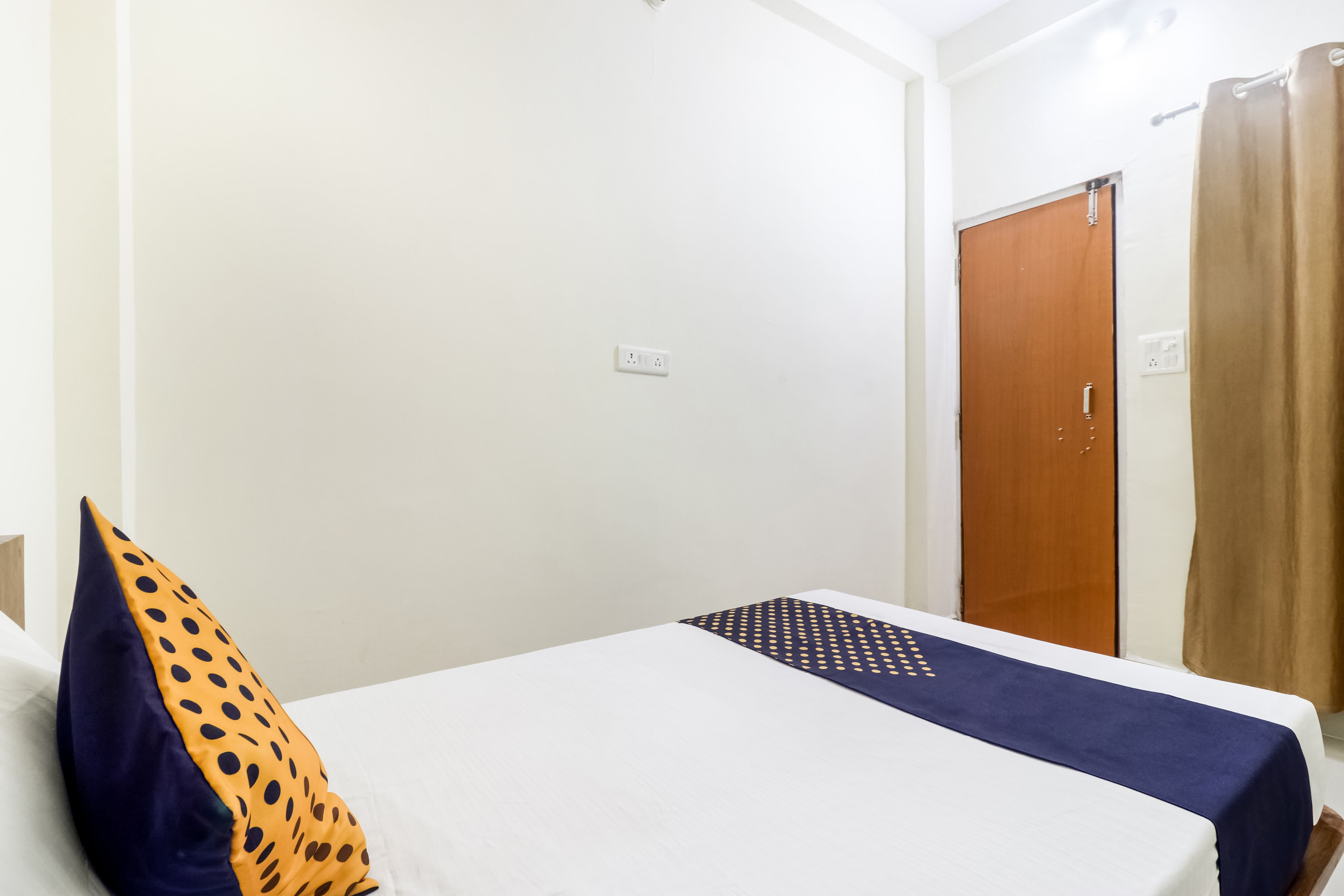 Hotel O Yash Homestay - Tap to explore photos