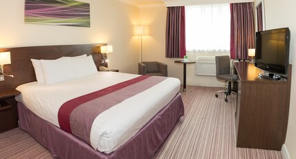 Holiday Inn SLOUGH - WINDSOR Room Type - 1 King Premium