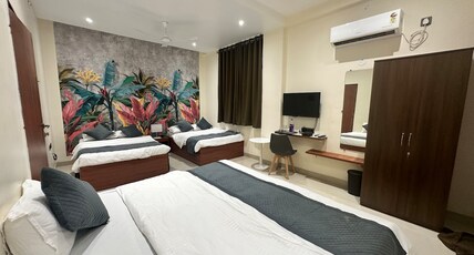 LEO Deluxe and Suite Room Room Type - Quadrouple Room LEO Deluxe and Suite Room Room Type - Quadrouple Room
