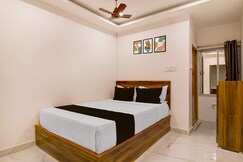 SPOT ON by OYO Night Owl Hotel & Guest House